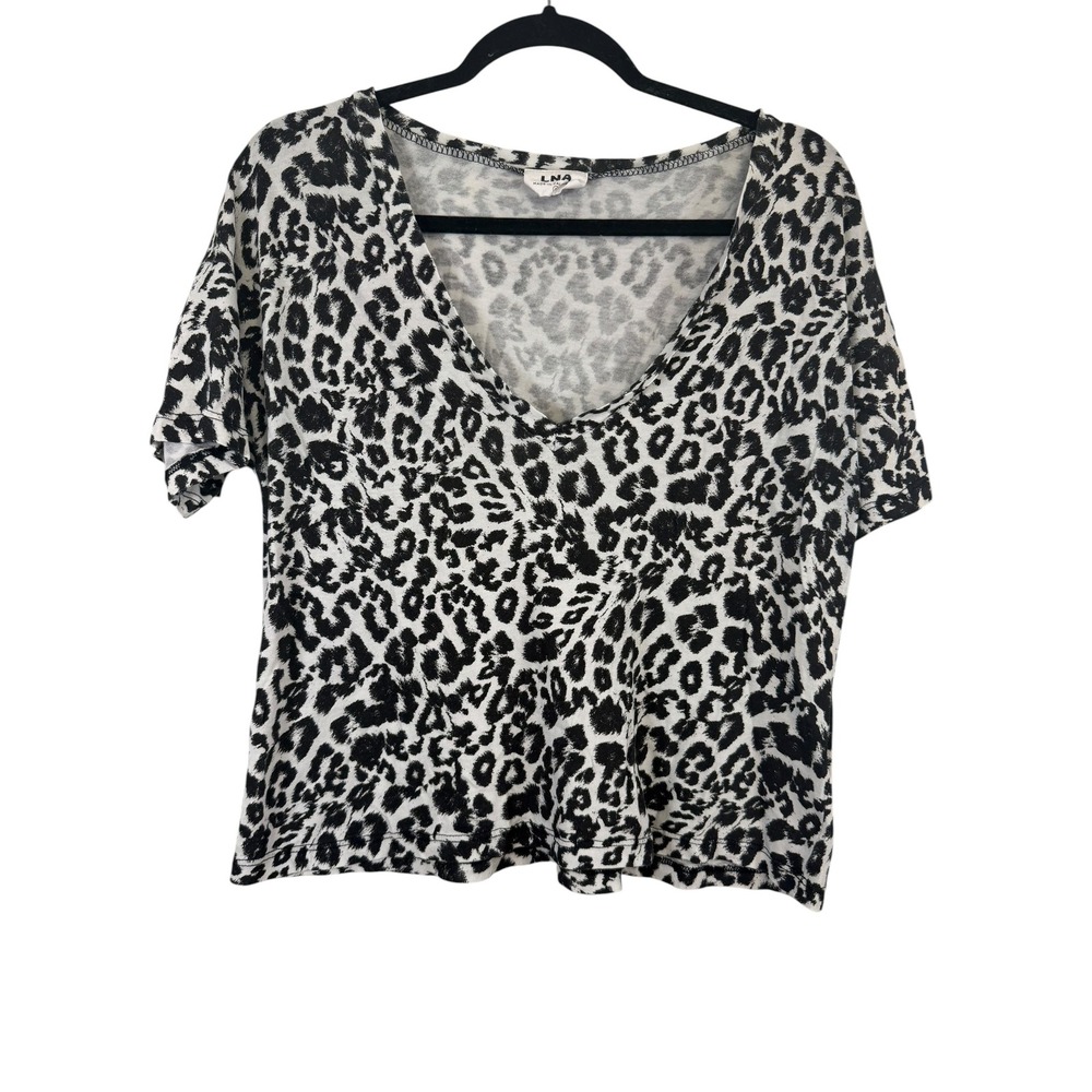 LNA Womens Leopard Print V-Neck Short Sleeve Boxy Tee White Black Small